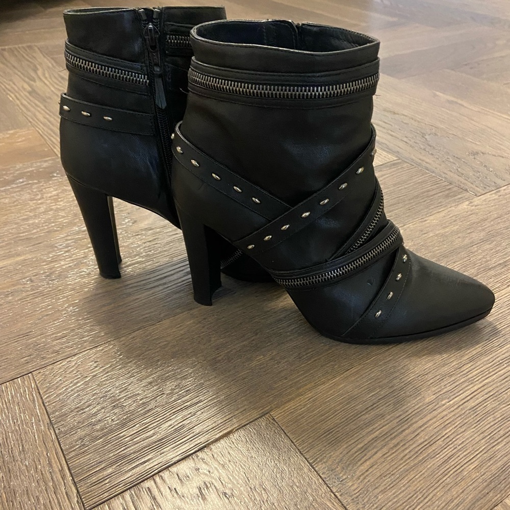 Stuart Weitzman Booties - Picture 2 of 6